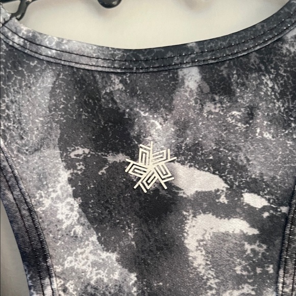 Tek Gear Athletic Top Size Small - Picture 4 of 5